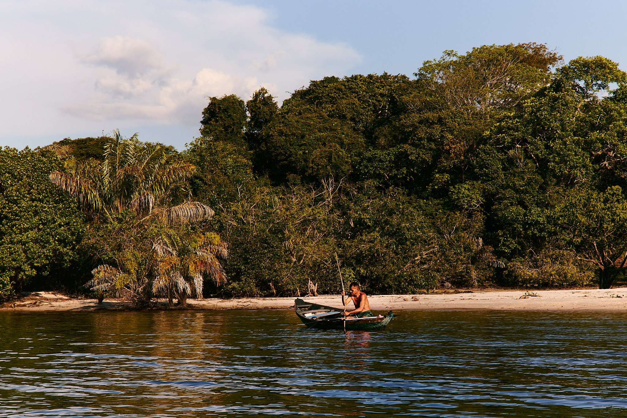 IT_AMAZO╠éNIA_20251318304A0840